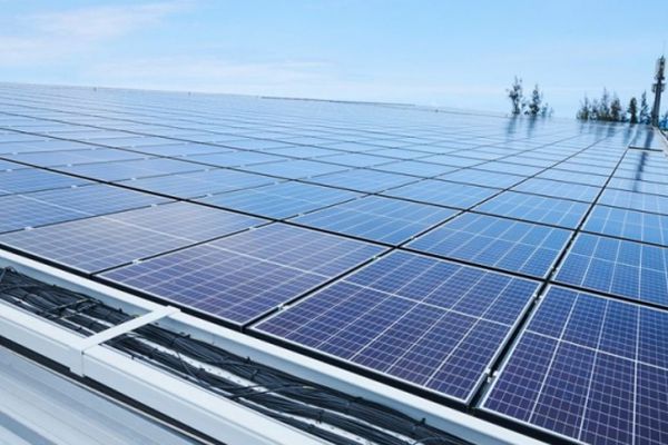 Plan Photovoltaïque Sur Bâtiment Professionnel