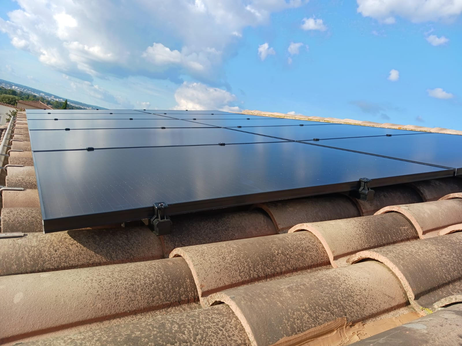 Installation panneaux solaires Caissargues